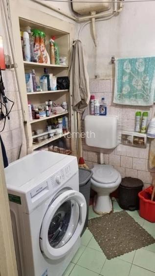 Casă de vânzare cu 4 camere în zona 14 Mai - 6