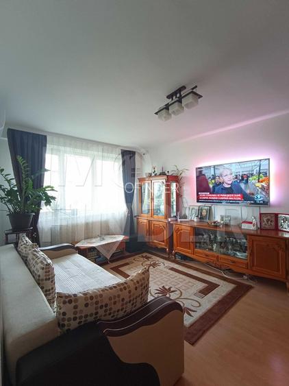 Apartament semidecomandat | 43 mp | Etaj 5 | Balcon închis | Mobilat complet - 2