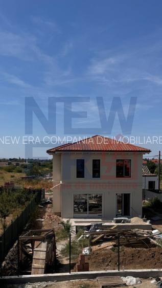 Casa de Vanzare 5 camere in Balotesti - 5