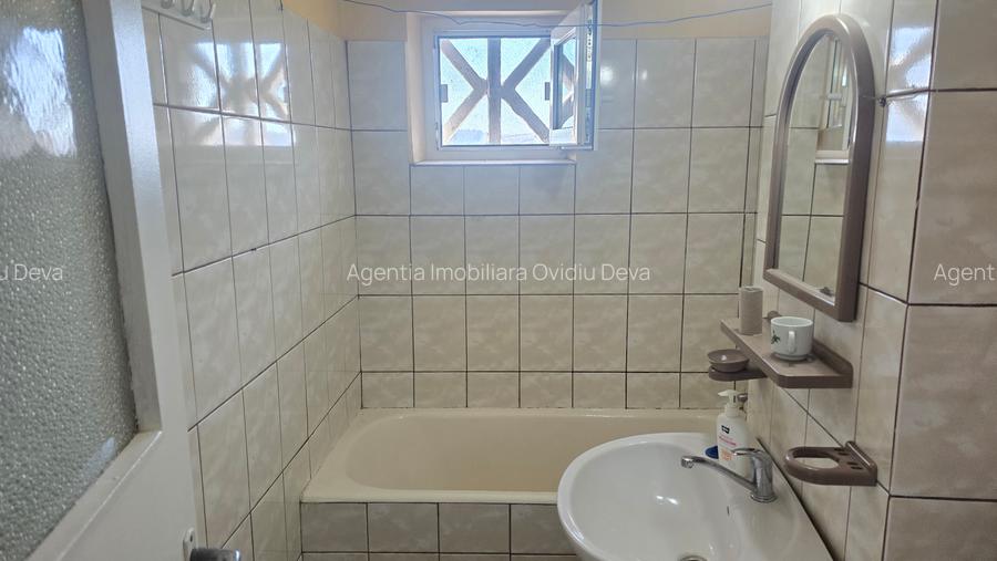 Vand apartament 2 camere decomandat  Deva,  Balcescu,intersectie cu 22 Decembrie - 5