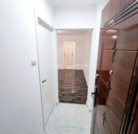 2 camere piata resita etaj 2 - 3