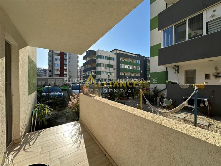 Apartament/ 2 camere si utilat /Gradina /Mobilat si utilat /Metrou Berceni 15 mi - 8