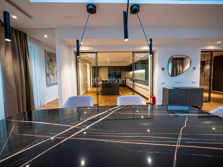 Vanzare - O proprietate magnifica cu gradina in Cartierul Francez - 4