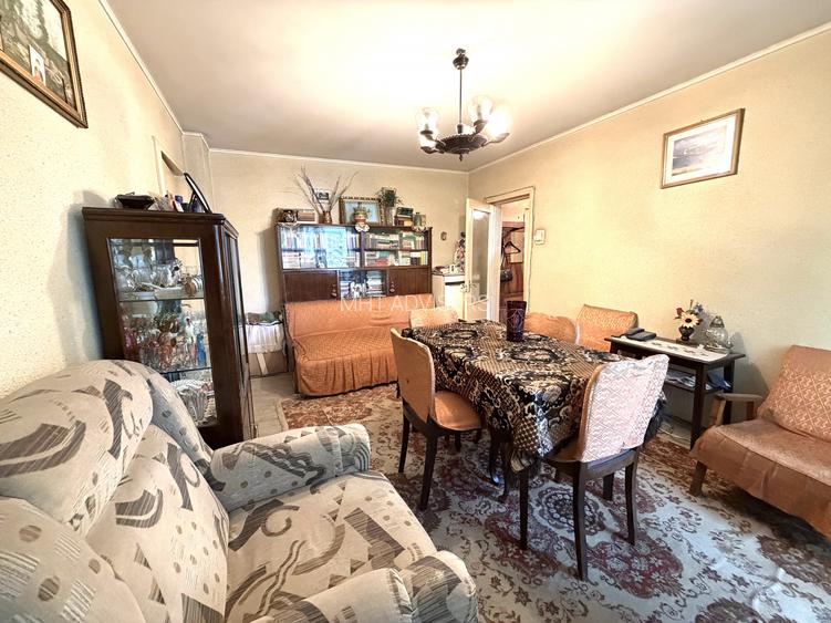 Unirii - Bld Dimitrie Cantemir - 2 cam - etaj 2 - vedere spate - 2