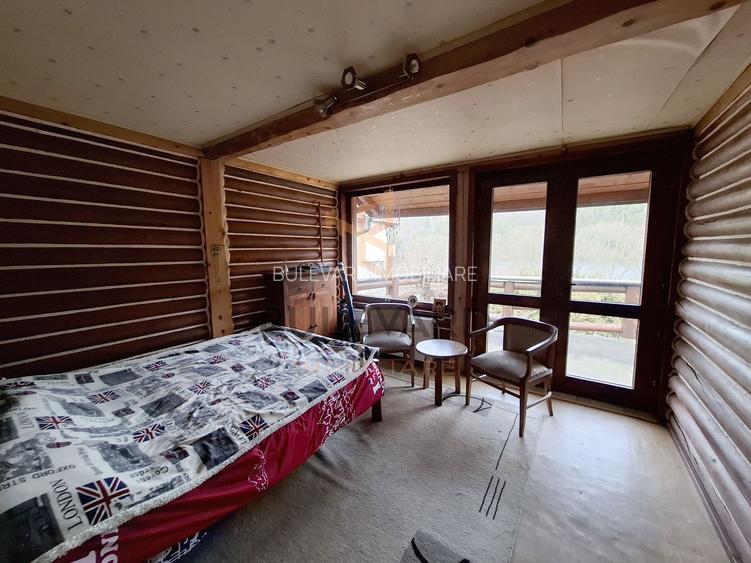Cabana si teren 1000 mp cu iesire la lac! - 11