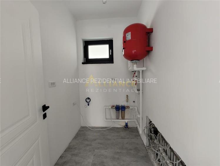Casa individuala - 3 dormitoare, - 402 mp teren - Aviatorilor - 9