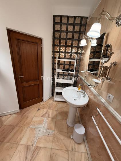 Apartament cu jacuzzi, 60 mp cu jacuzzi si terasa 16 MP, central - 9