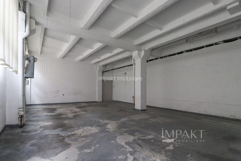 Hala de 250 mp la inchiriat open-space zona Piata 1 Mai - 4