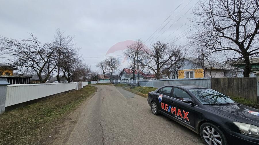 Casă / Vilă cu 12 camere, teren intravilan de 2869mp în Siminicea, SV - 9