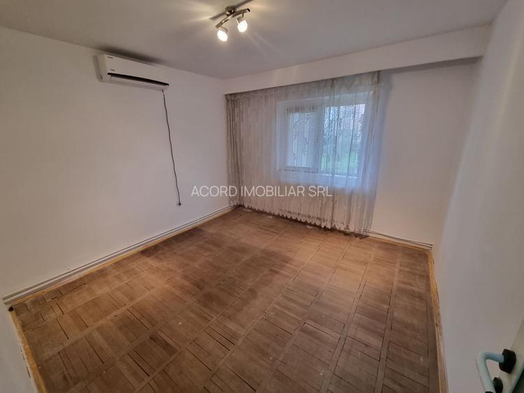 Poarta 6 piata-apartament 3 camere decomandat cu gaze - 6