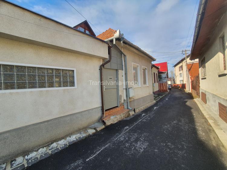 Casa individuala parter, 2 camere, central zona Avram Iancu Brasov - 14