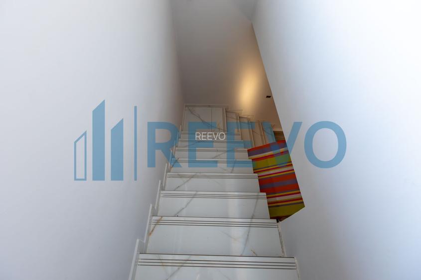 Casă cu Spațiu Comercial in Neamț - 22