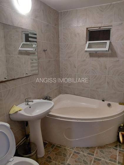 Apartament cu 3 CAMERE cartier E3 - 7