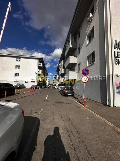 Apartament 3 camere,2 bai,2 parcari gata de mutare - 18