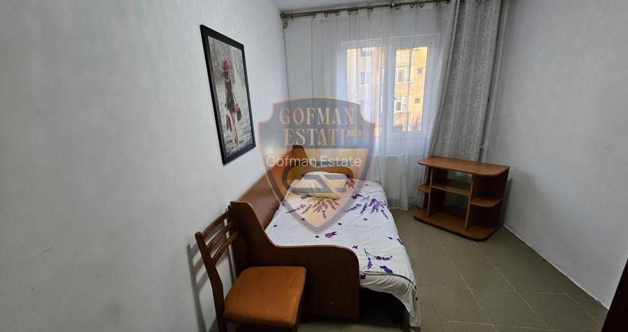 3 Camere Semi-decomandat Balcon Boxa, Et 1/4, Km 4-5 Complex  - 3