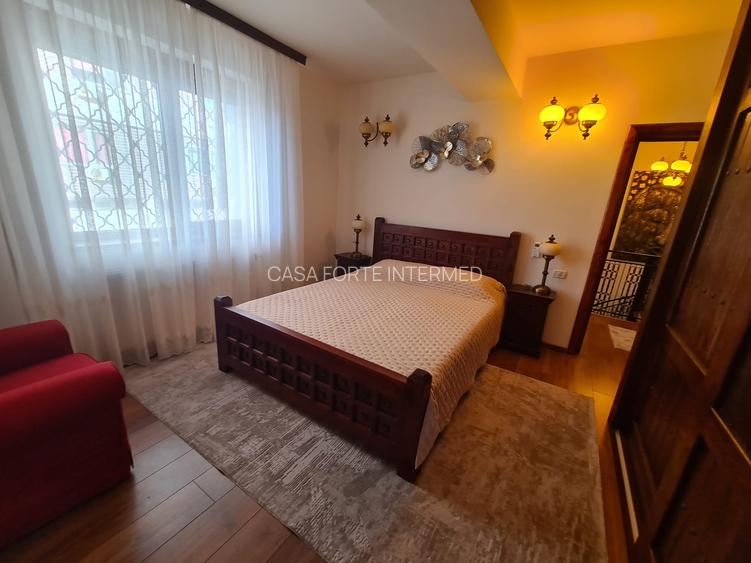 Duplex de lux în centrul stațiunii Mamaia – Eleganță la malul mării  270000 € - 24