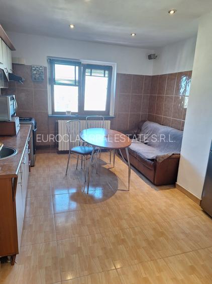 Apartament 2 camere decomandat - 400 euro/luna(Cod E2+E7) - 3