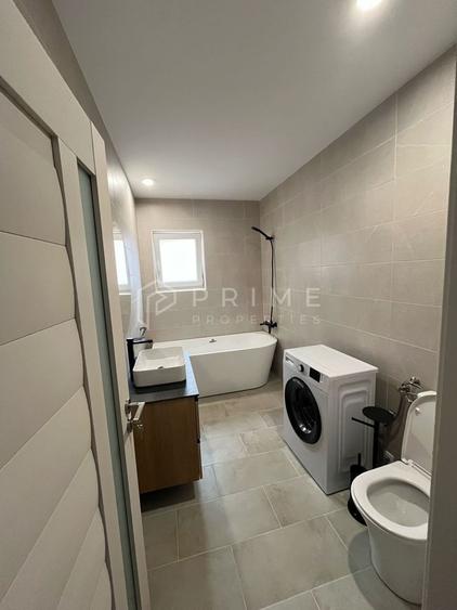 Apartament modern cu 2 camere, decomandat – Bloc Nou, Parcare & 2 Boxe