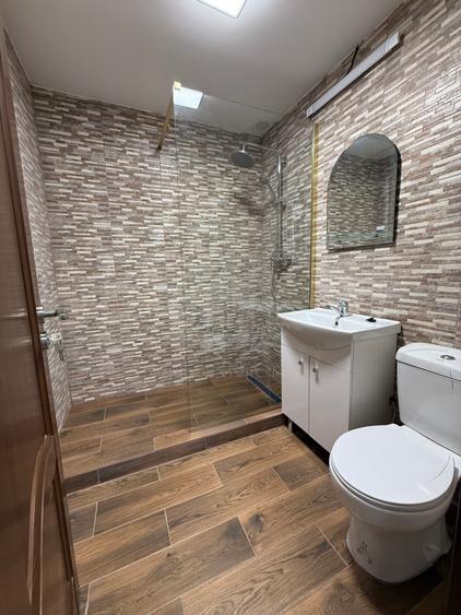 Casa noua de inchiriat, curte (zona relaxare), zona AFI Ploiesti