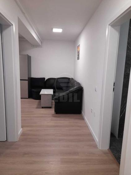 Apartament de 2 camere, semidecomandat, zona Porii