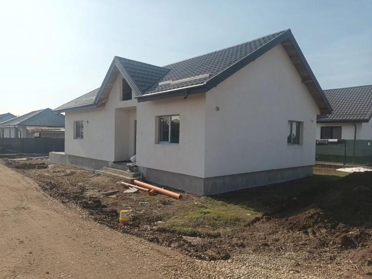 Casa vanzare Clinceni, constructie noua, incalzire in pardoseala, izolatie vata