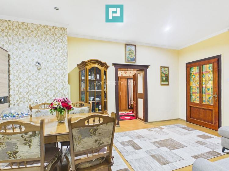 Apartament cu 2 camere pe Str.Episcopiei - 13