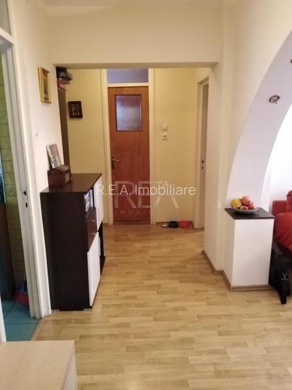 3 camere, decomandat, SU 80mp, bloc din 1984/ Drumul Taberei - 9