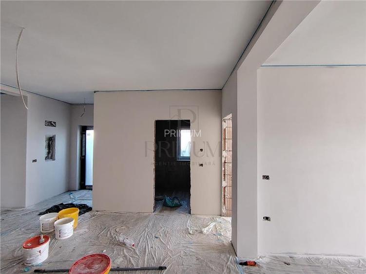 Duplex pe parter - 4 camere - zona buna - suprafete generoase - 5