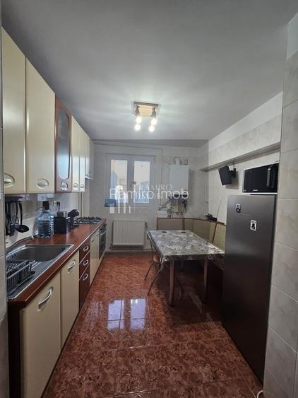Apartament  3 camere 70 MP/ Sector 3/ METROU 1 DECEMBRIE 1918 - 6