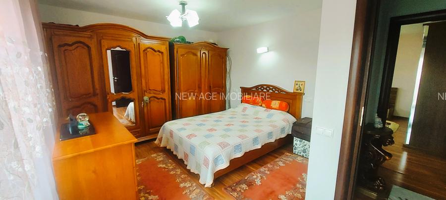 Industriilor-cartier 23 August, P+1, garaj si anexe,teren 389m.p, comision 0%. - 44