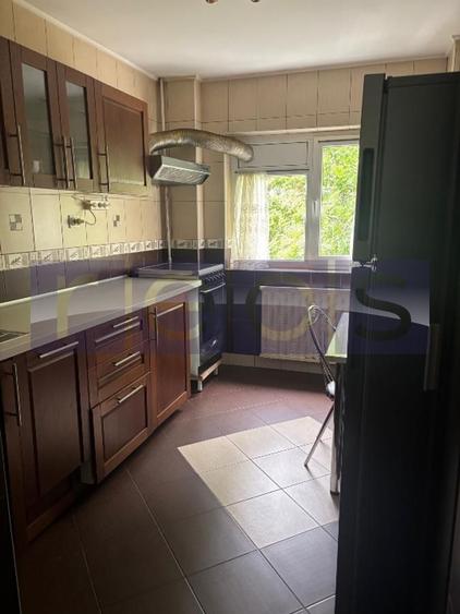VANZARE 4 CAMERE SEMIDECOMANDAT TINERETULUI - 6