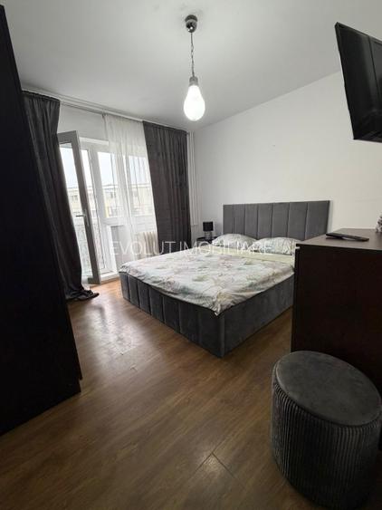  De inchiriat – Apartament 3 camere decomandat, Zona Dacia - 2