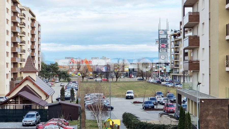 Studio cu parcare zona Coresi - 32