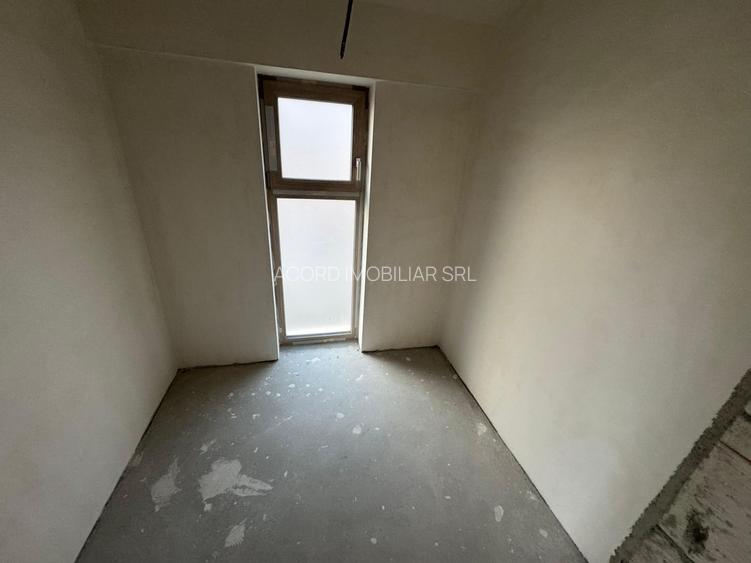 Casa de vanzare Duplex zona Carrfour - 25