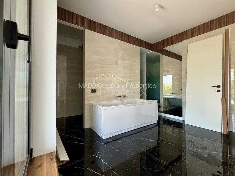 Vila cu 5 camere  *366mp* / Curte privată *315mp* / Pipera - Lake View - 45