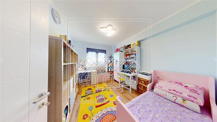 Apartament de vanzare in Sibiu - 3 camere, balcon mare - Zona D.Stanca - 11