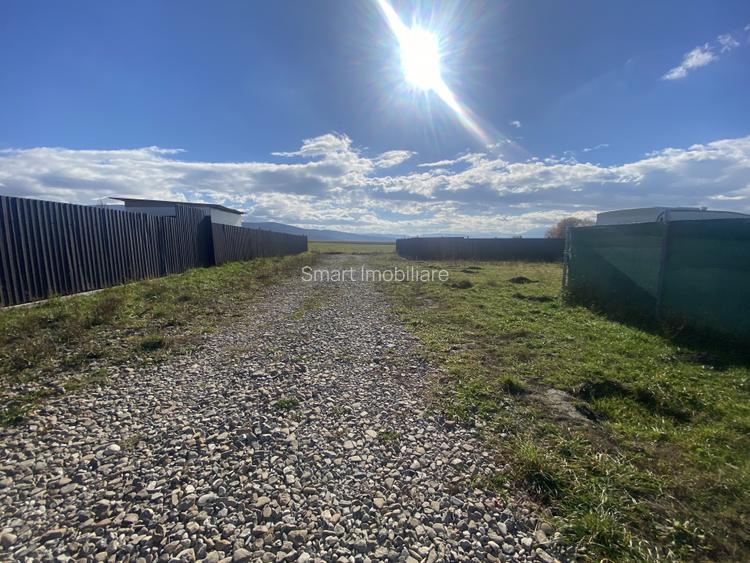 Teren Intravilan 1000 mp Bicfalau - 4