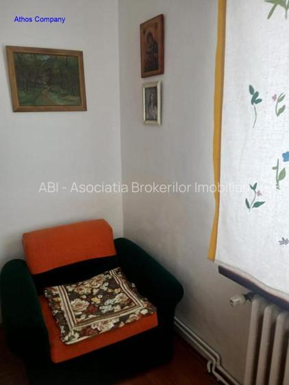 Grasoniera Podul Grand la curte la 350 euro - 7