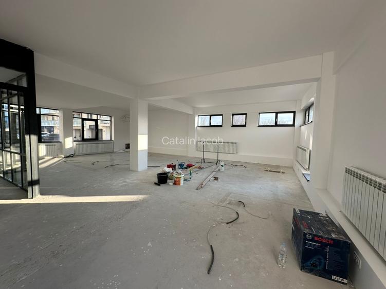 Proprietar - inchiriez spatiu comercial - Conest Grand Residence - 16