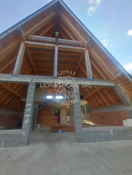 Cabana Finisata 160 mp -teren 4100 mp-Panorama spre Lac Colibita - 5