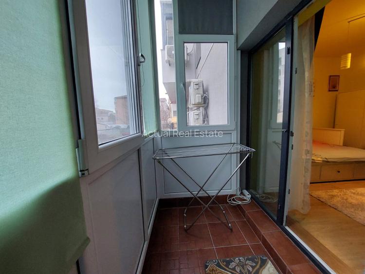 3 CAMERE  |  COMPOZITORI  | CONSTANTA - 10