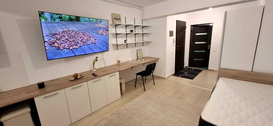 Garsoniera Petrom City - 2