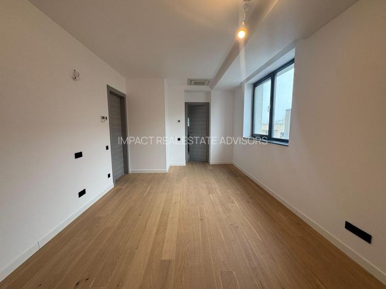 3 camere PREMIUM| 99.7 MP + 9.35 MP terasa - 11