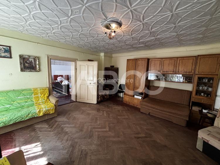 Casa de vanzare cu gradina si curte prima afisare zona Terezian Sibiu - 3