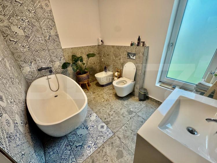 Casa 5 camere, 209 mp, zona Vivo - 8