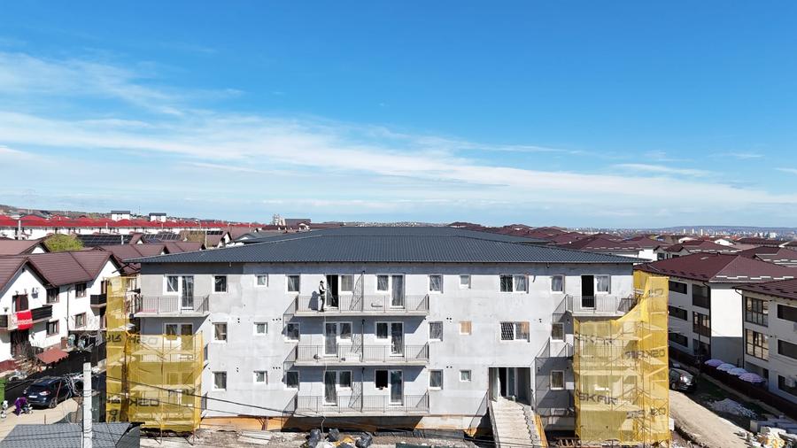 b4b0f3a2-9de2-42ef-9b7b-5bc6d715586e - 1