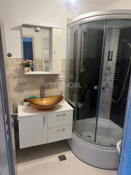 Apartament Recent Renovat | Podu Ros  | 2 Bai - 4