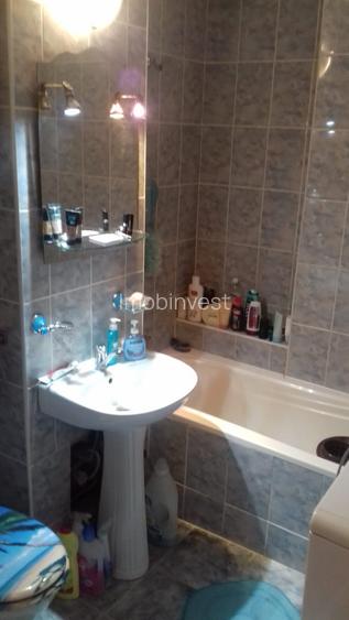 Vand ap. cu 4 camere in zona ultracentral - 8