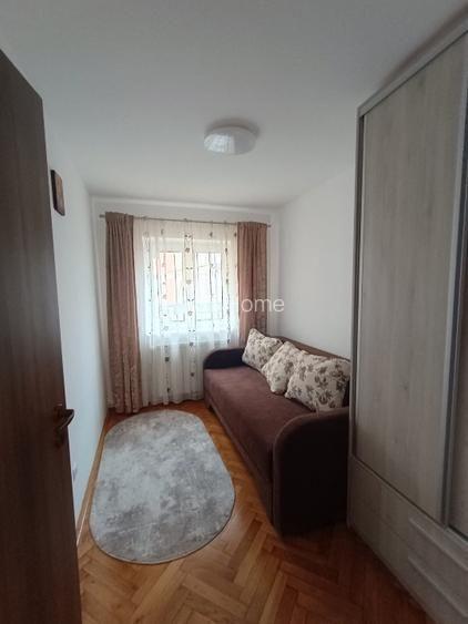 Vând  apartament 3 camere Valea Aurie - 11