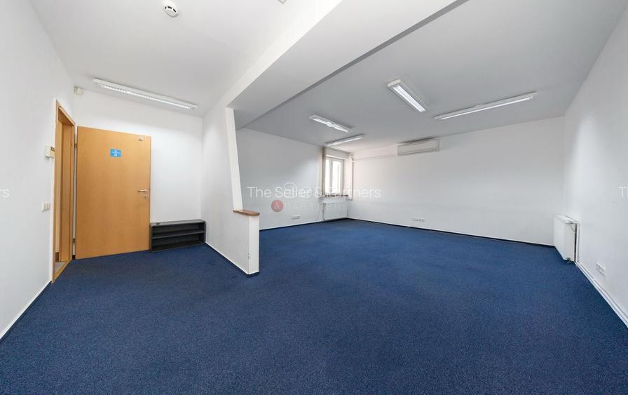 Cladire Multifunctionala - 37